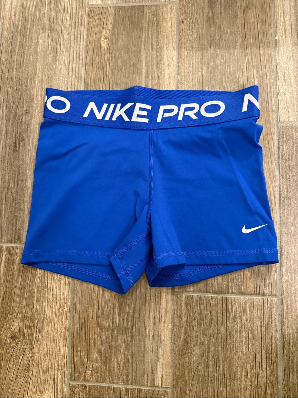 Nike Pro